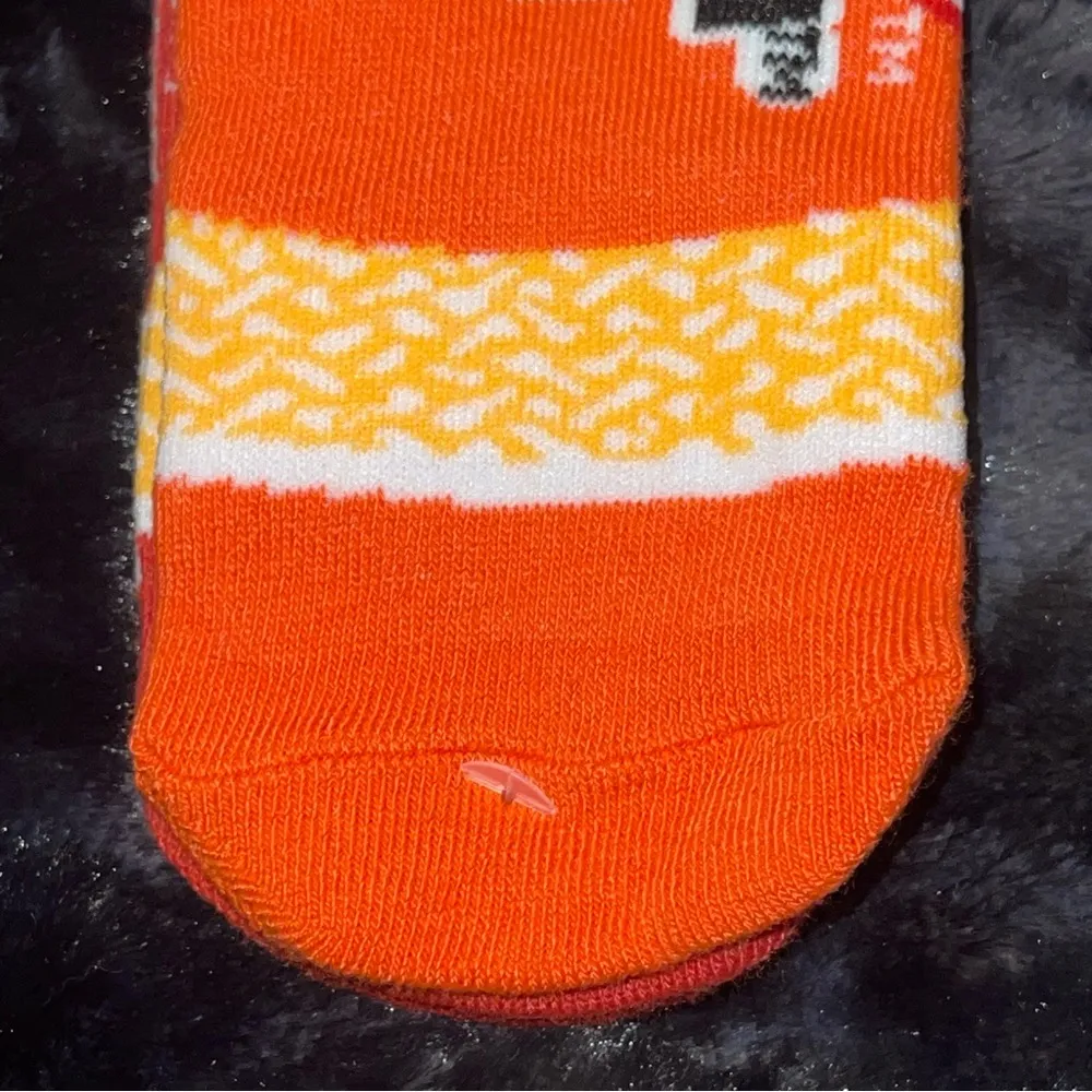 Nissin Top Ramen Sock Set Orange - Image 3