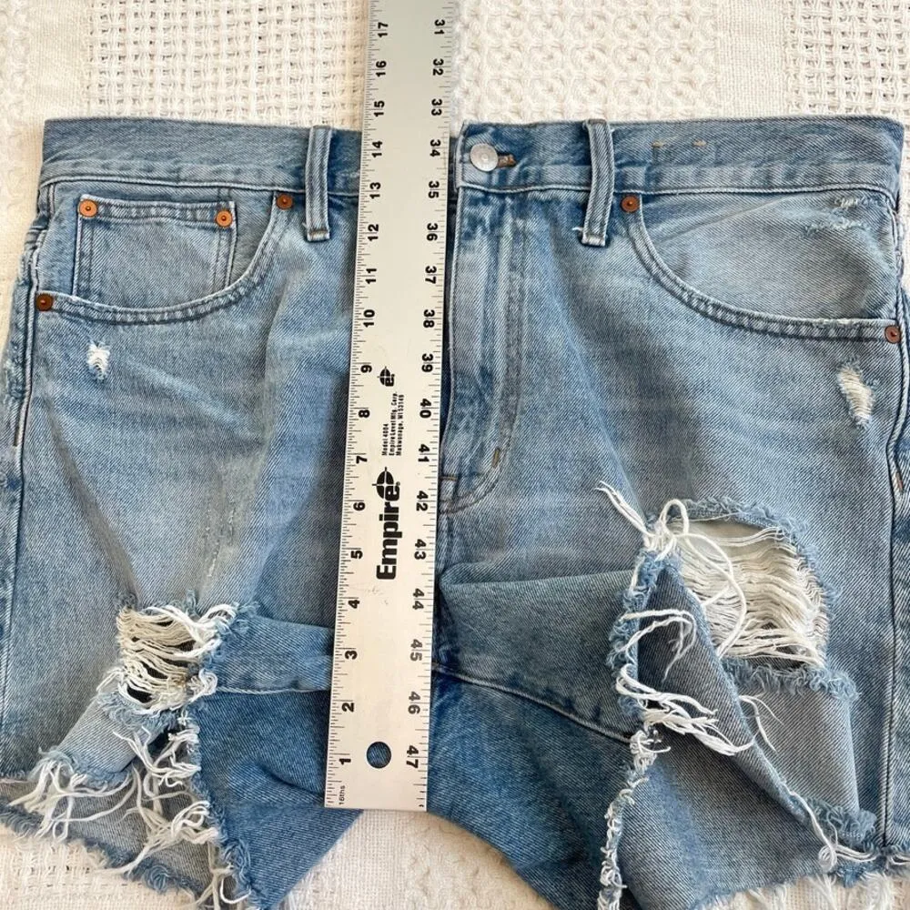 Madewell 31 relaxed-mid length denim short fray raw hem SH2 2535 - Image 6