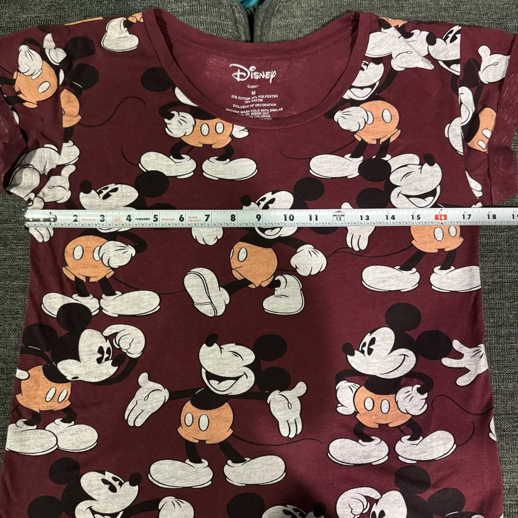 Disney Women Mickey Mouse All‎ Over Burgundy Crew Neck Short Sleeve Tee Size M - Image 9