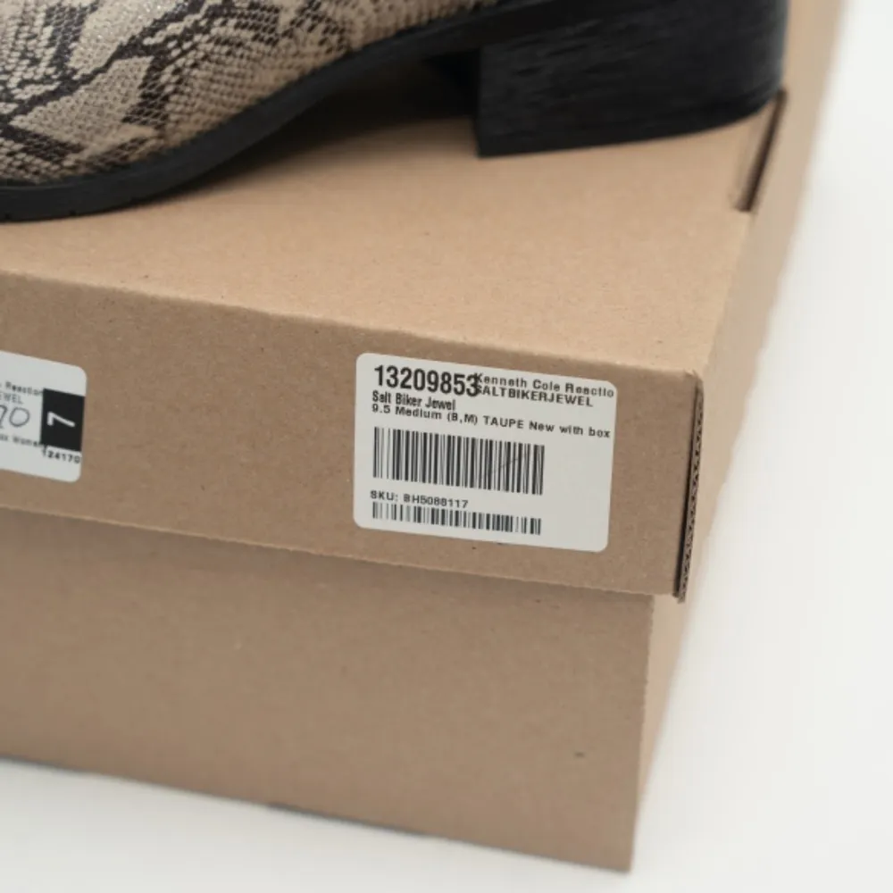 Kennth Cole Reaction. Snake Skin Print Chelsea Boot. - Image 2