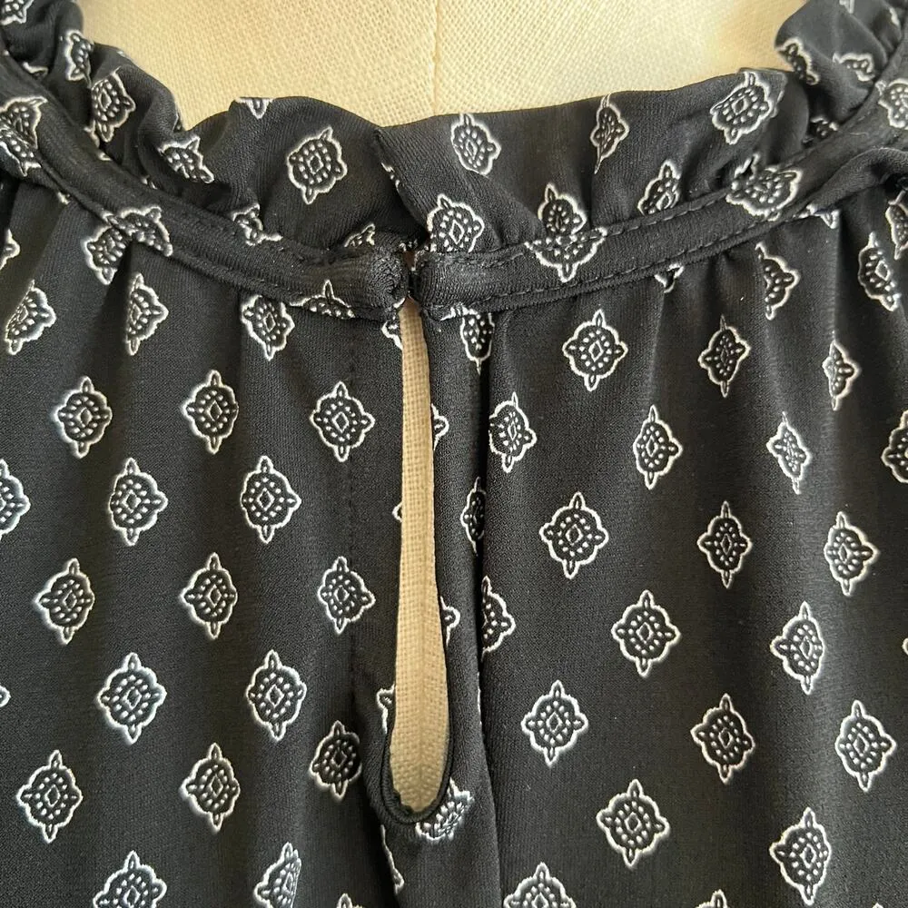 Women’s Liz Claiborne Career black/white geometric pattern  top Size XL - Image 8