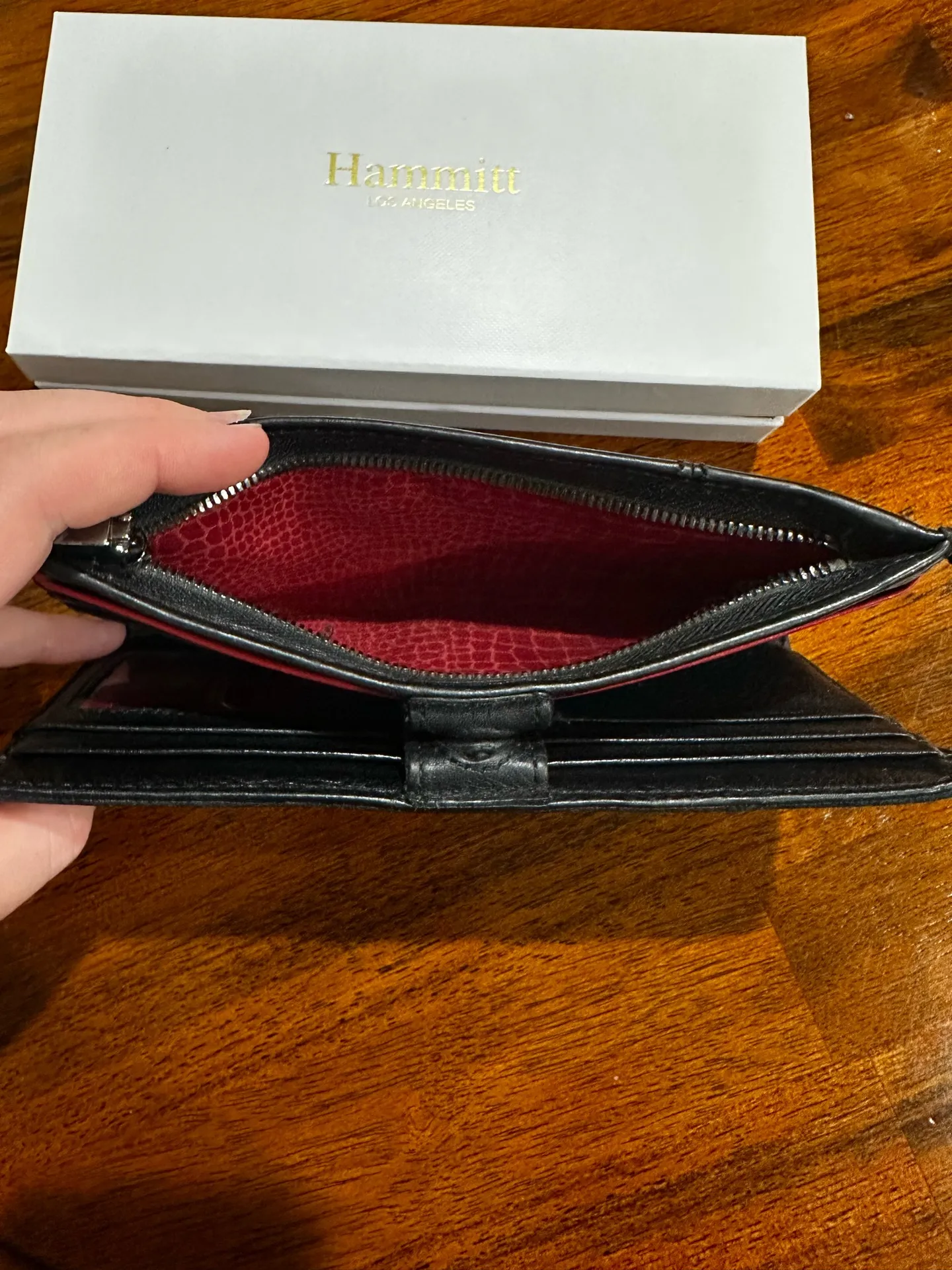 Hammitt Wallet Leather - Image 8