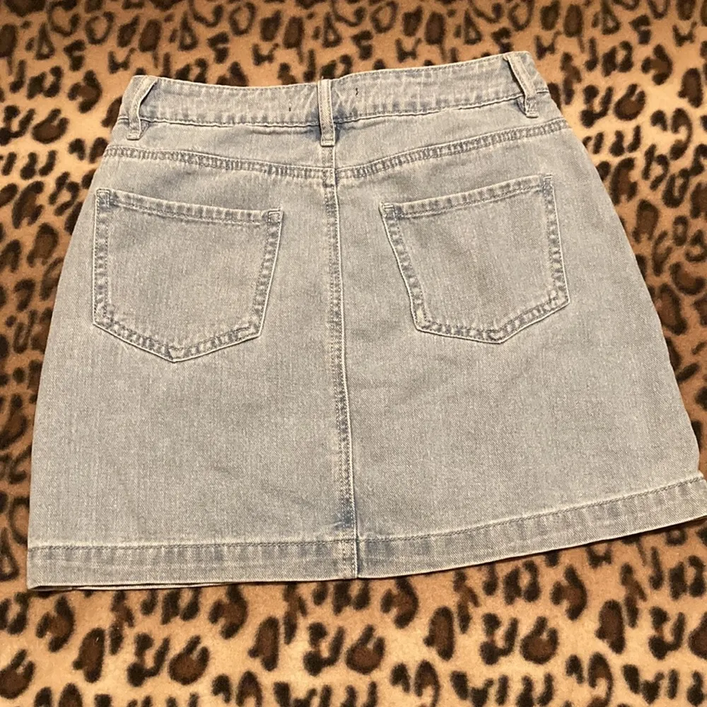 Kendall & Kylie Denim Mini Skirt Women’s Size 25 (0) Lace Up Jean Skirt - Image 6