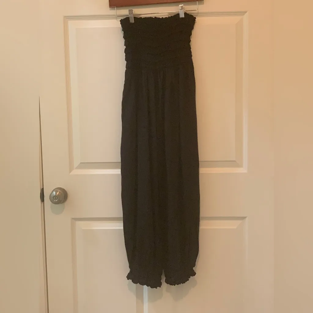 Boho Me Elegant Black Strapless Jumpsuit.  Size-Small - Image 2
