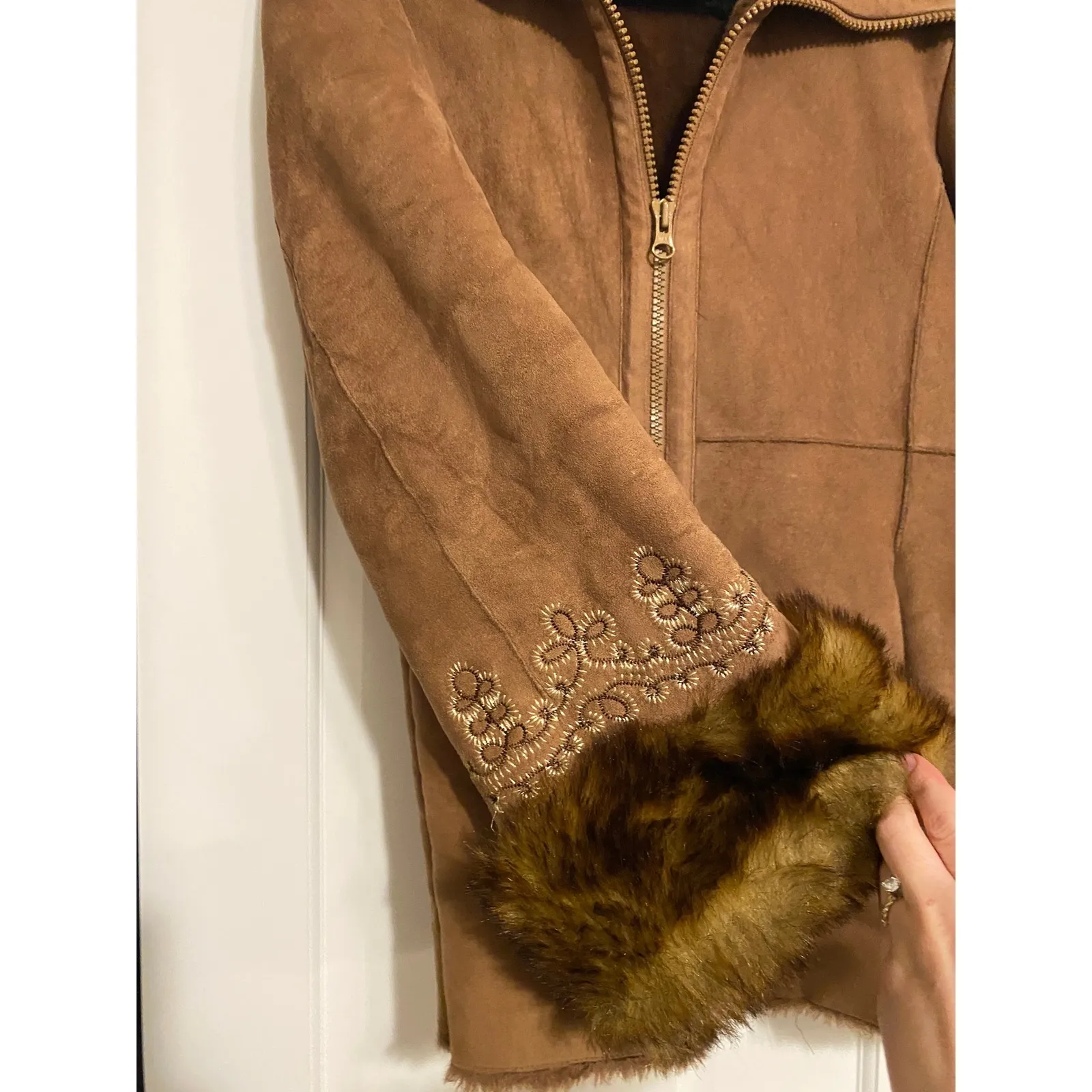 Vintage Penny Lane Suede Fur Trim Brown Coat Medium Boho Y2K 1990's Winter Cabin - Image 2