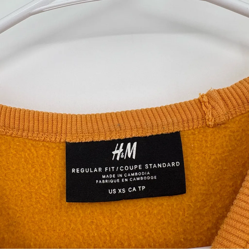 H&M‎ regular fit bright orange sweatshirt xs - Image 3