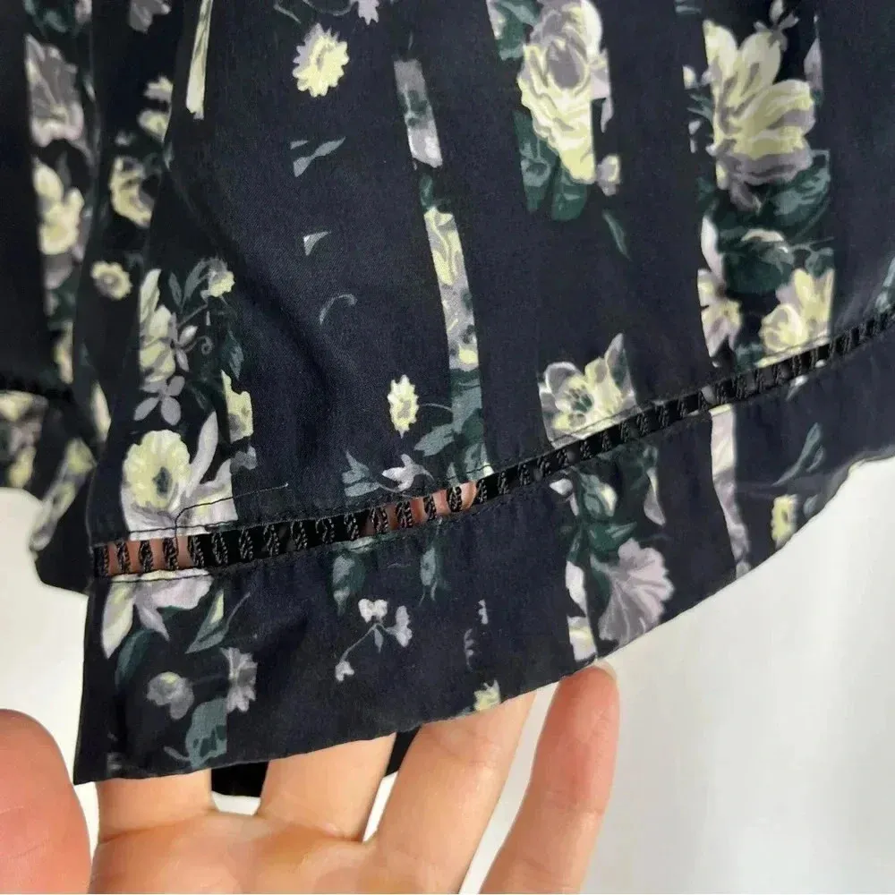 Club Monaco Ellery Silk Floral Shorts Size 2 - Image 3