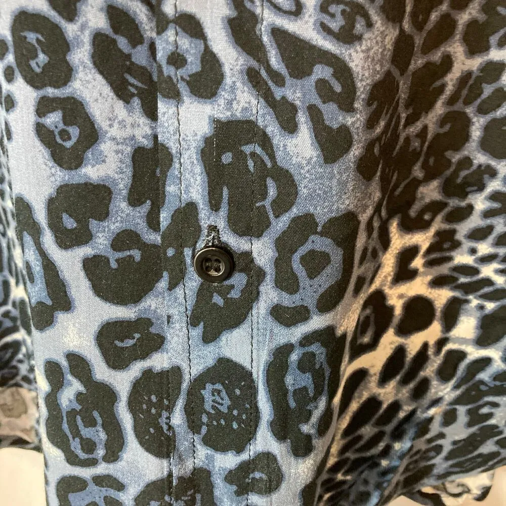 Blue Leopard Animal Print Lightweight Short Sleeve Button Up Shirt Blouse Top Size L - Image 4