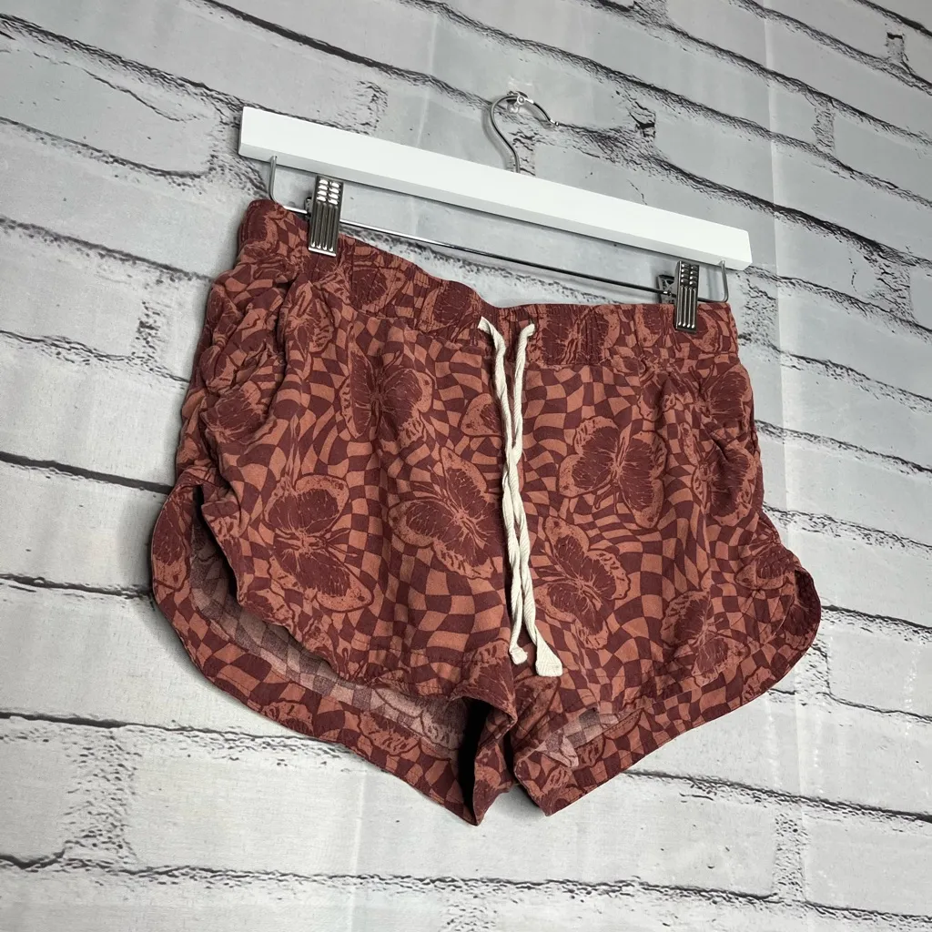 High Rise Red Dolphin Shorts S Red Butterfly Print Athletic Lounge Warm Weather - Image 3