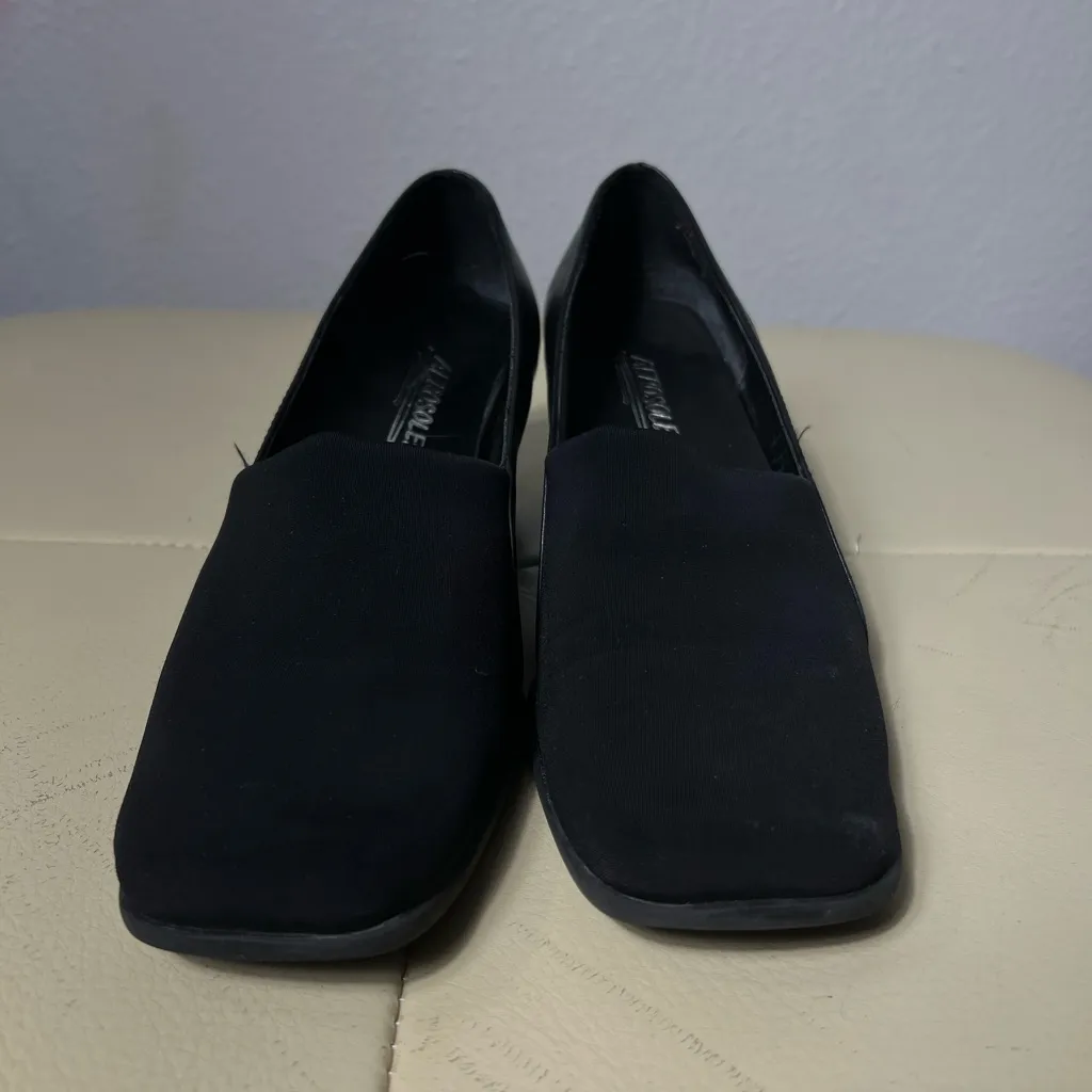 Aerosoles Comfortable Women's Heeled Pump in Black Stretch Fabric casual sz 7.5 - Image 6