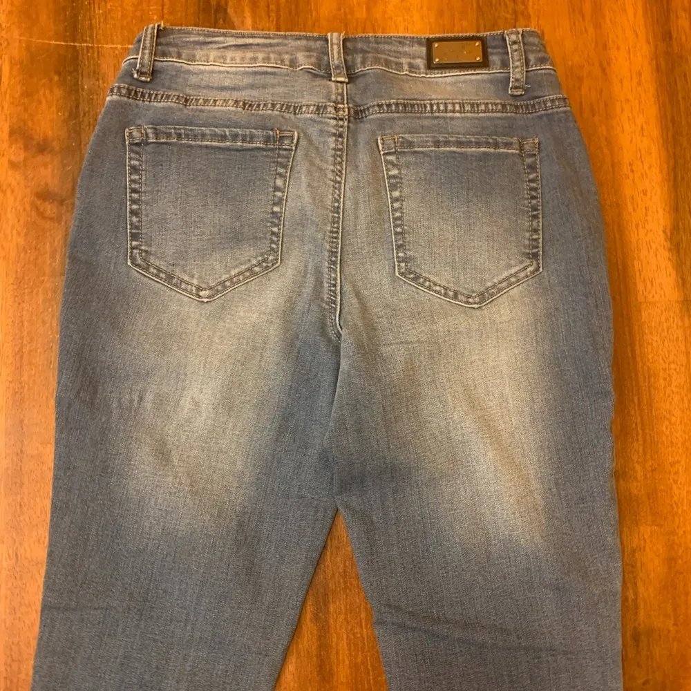 Earl jeans women’s 6 skinny ankle medium denim wash navy blue embroidered legs - Image 7