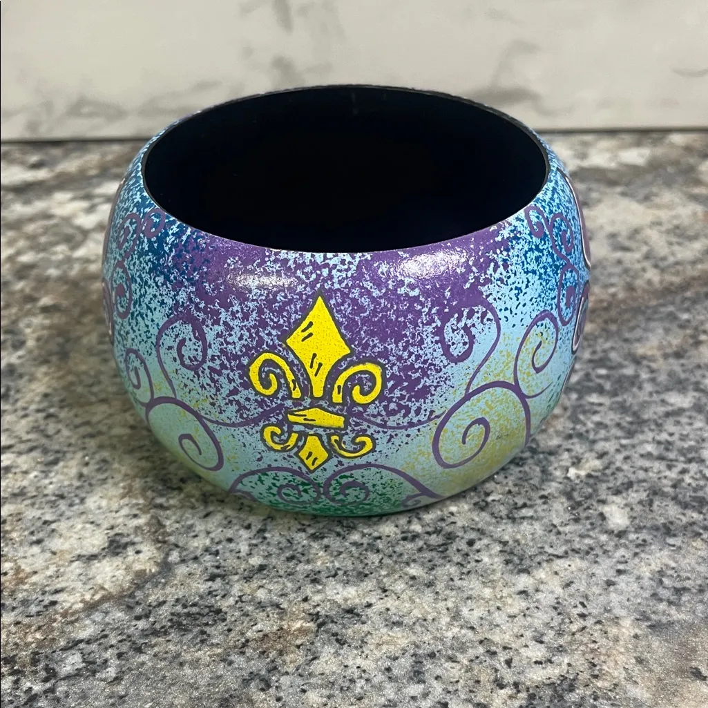 Vintage Hand - Image 2