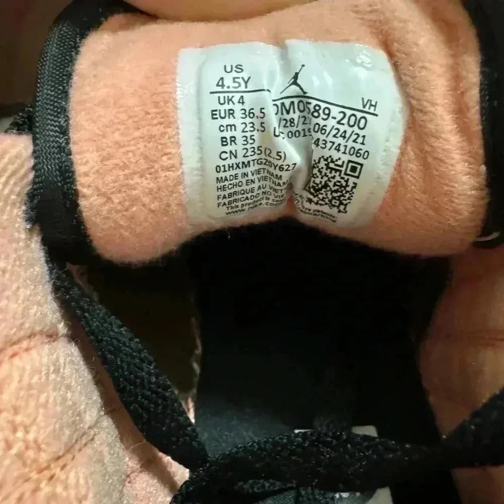 Nike Air Jordan 1 Low SE GS Mocha Light Chocolate - Image 3