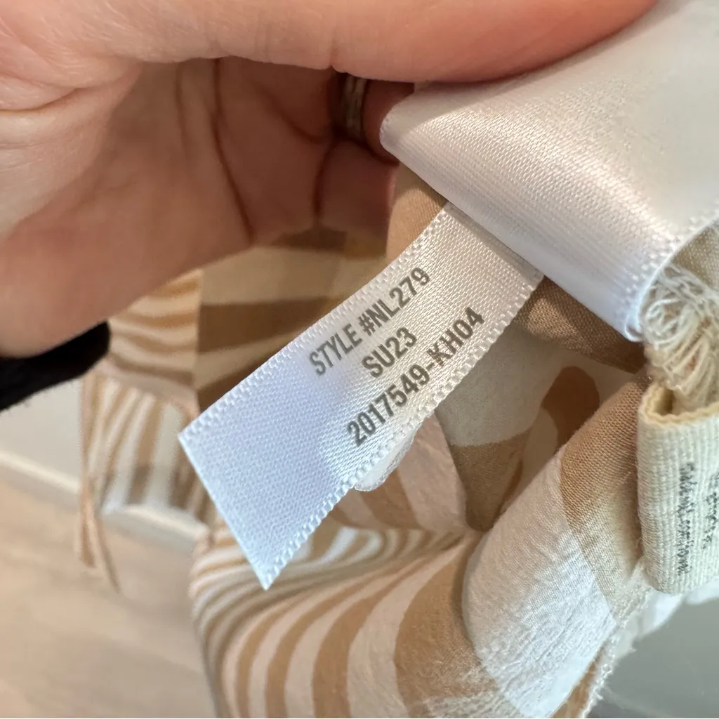 Madewell Signature Poplin Short Sleeve Button Up Shirt Seed Khaki Stripe Medium - Image 4