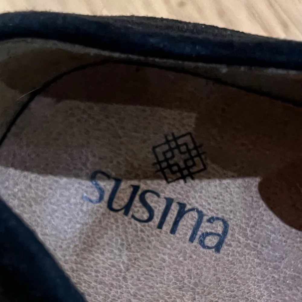 SUSINA Black Suede Leather Loafers Size 6 - Image 8