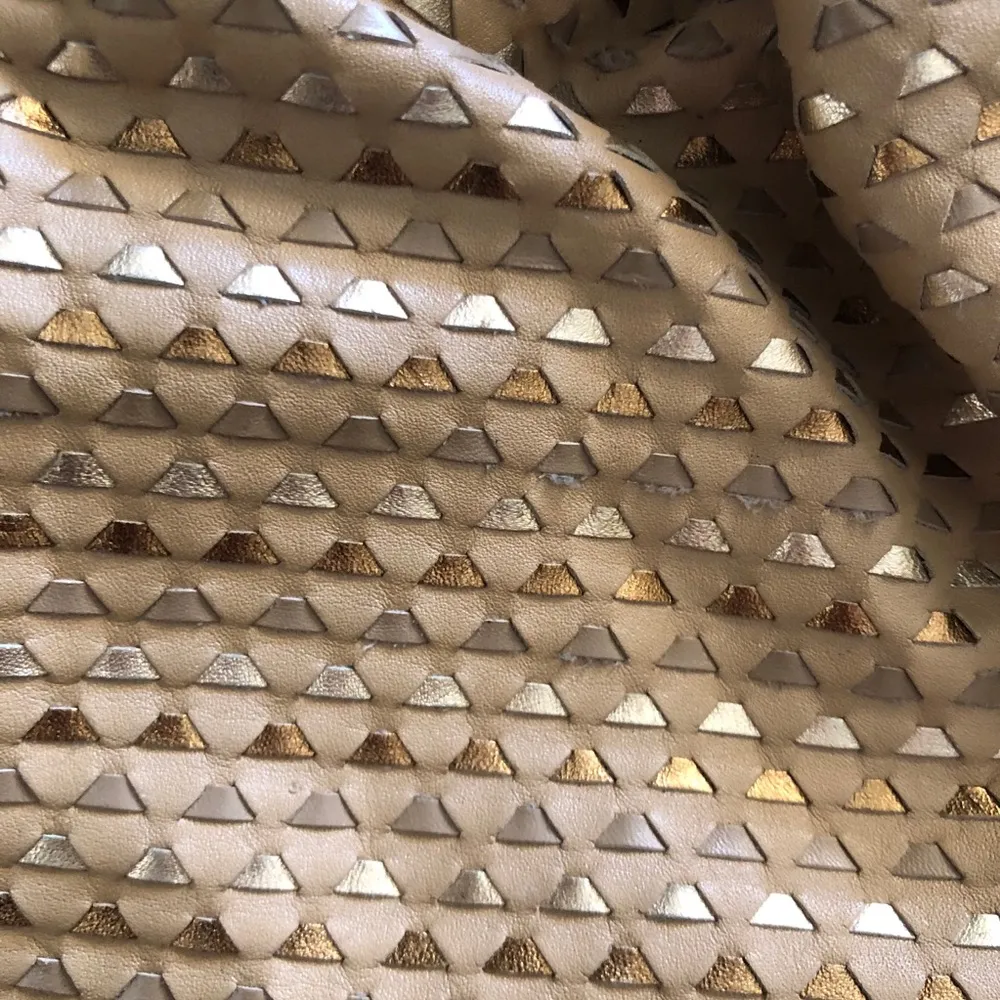 Cross body mini bucket bag beige - Image 2