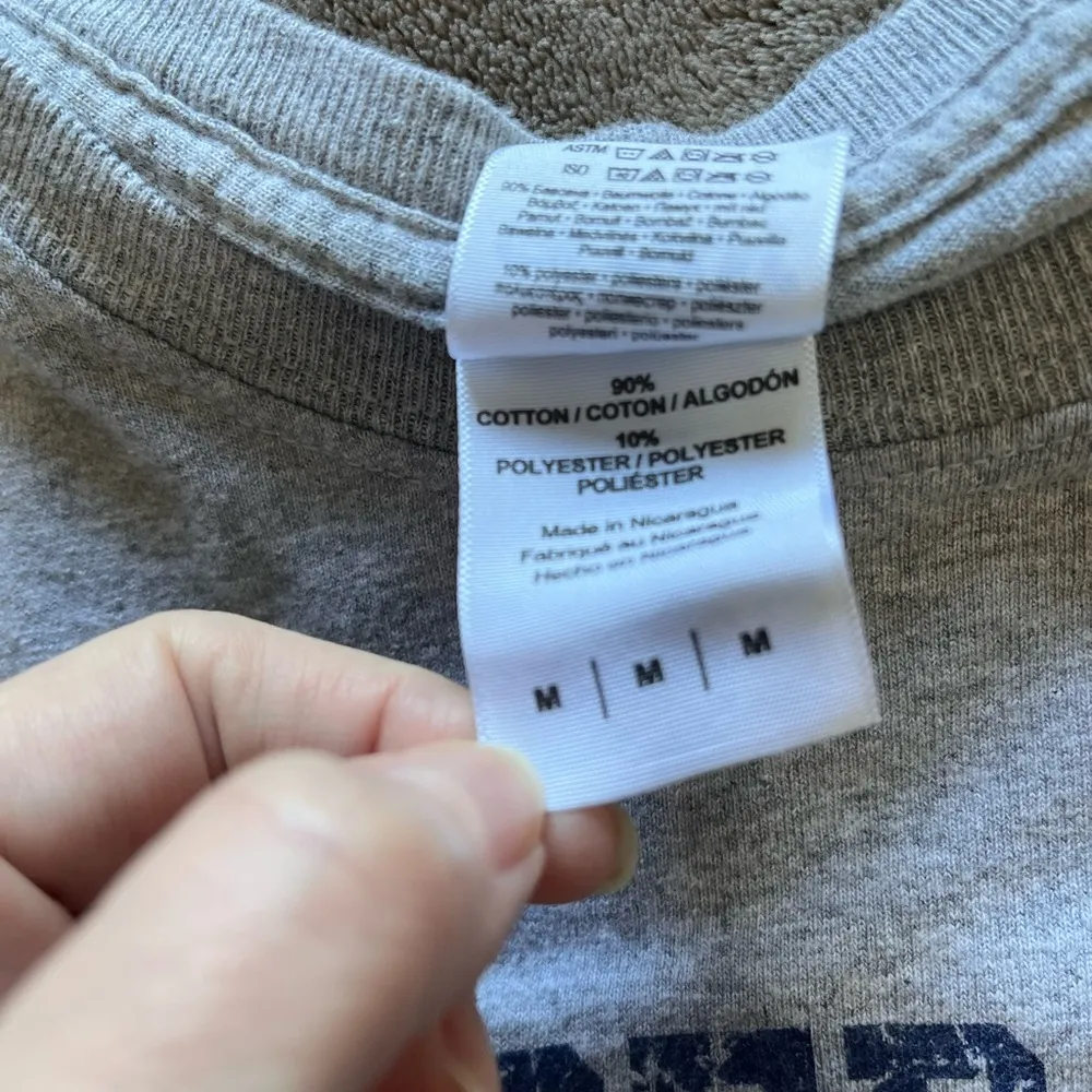 HUSKIES ATHLETICS Vintage Unisex Tee Adult T - Image 3