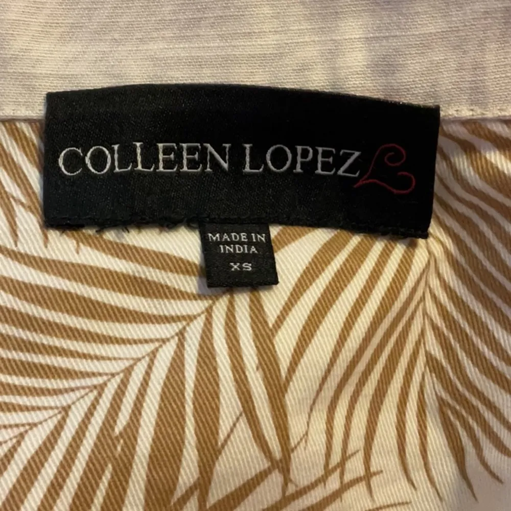 Colleen Lopez Reversible Beige Tan Denim Palm leaf Jacket with Snaps Size XS New - Image 6