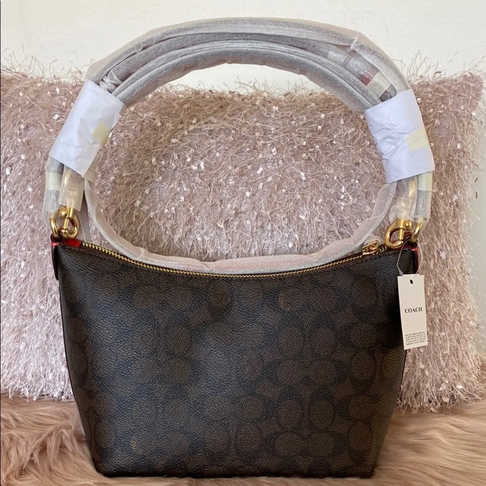 NWT Coach Brown Shoulder Bag with Timeless Elegance - Image 2