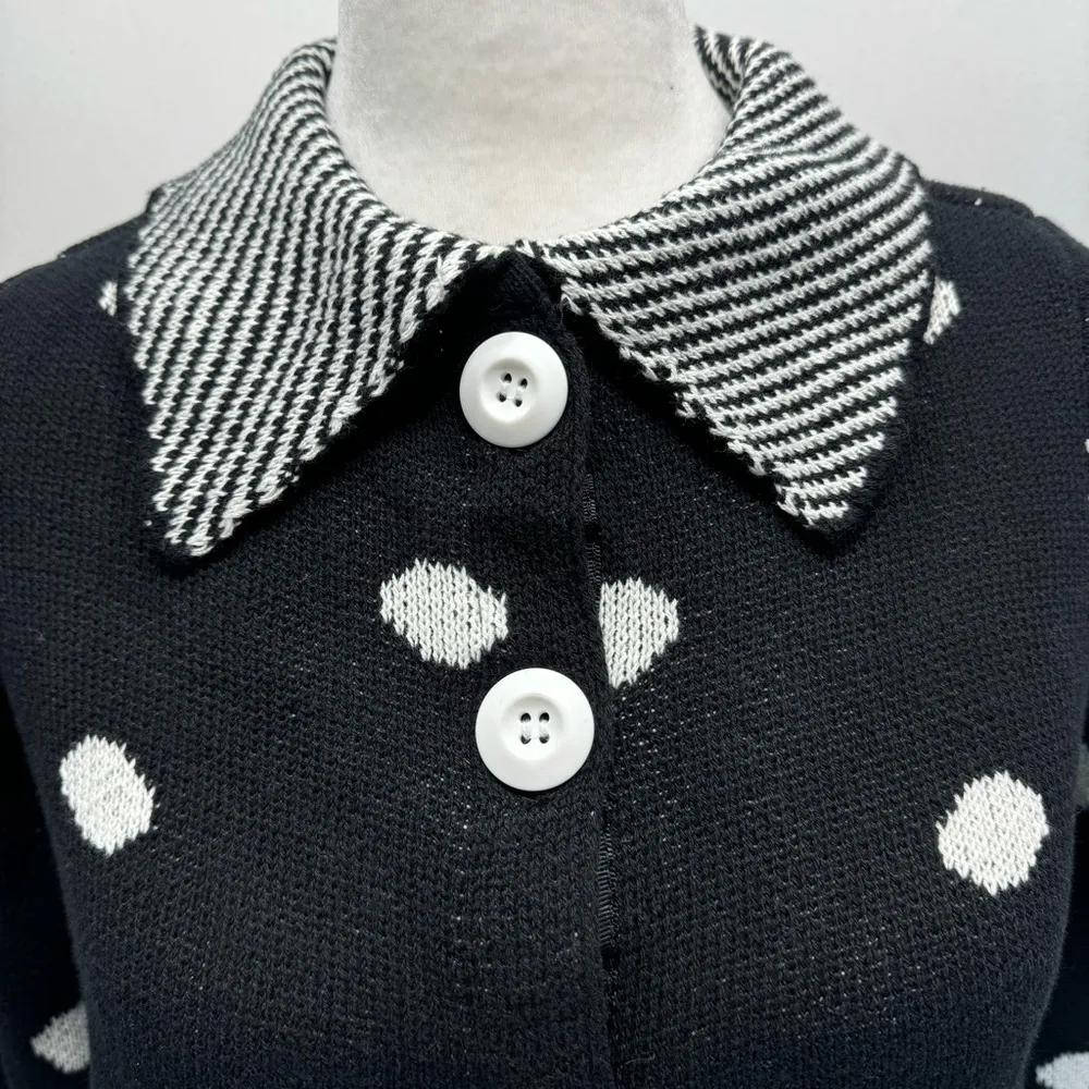 Black & White Polka Dot Cropped Cardigan Sweater w Collar  100% Cotton - Image 10