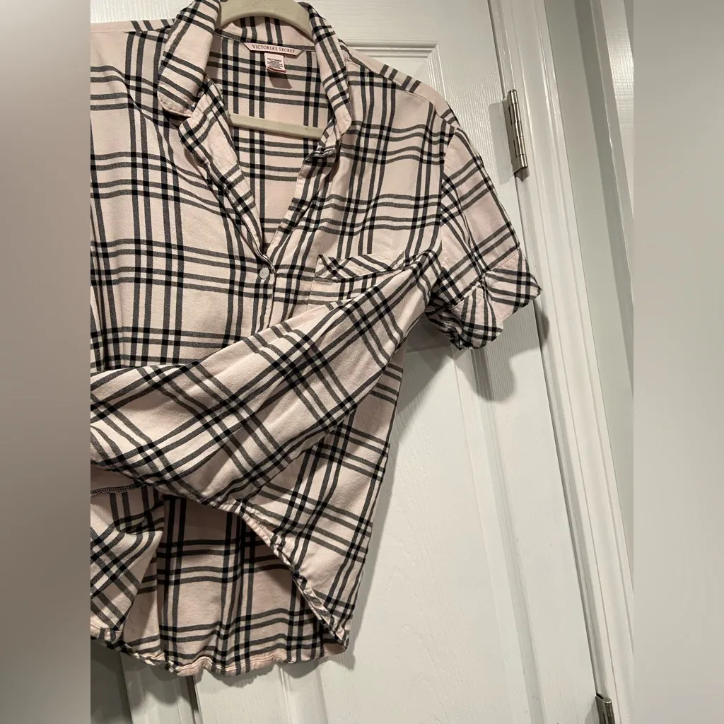 Victoria Secret Size M Pink Black Plaid Flannel Short Sleeve Button Pajama Top - Image 2