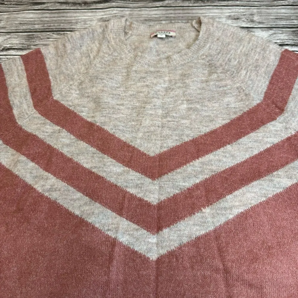 Andree by Unit Women's Long Raglan Sleeve Chevron Pullover Sweater M Med Medium - Image 6