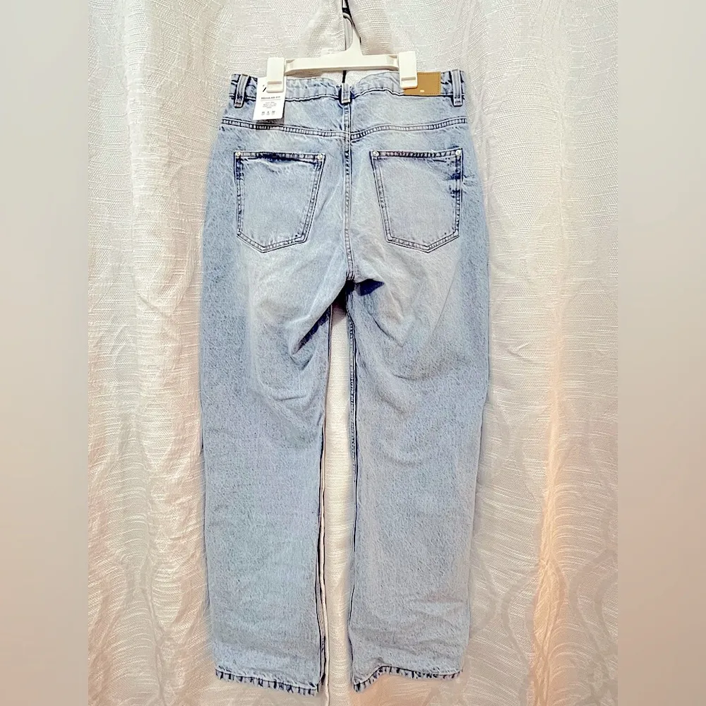 NWT ZARA JEANS REGULAR FIT HIGH RISE LONG LENGTH - Image 3