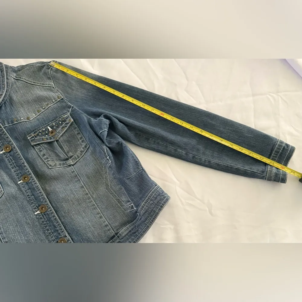 ENERGE Womens Denim Jacket Studded Rodeo Crop Size L (Juniors) Vintage Faded Blue - Image 6