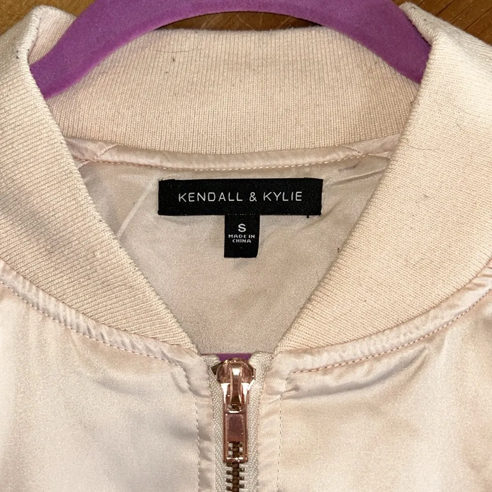 Kendall & Kylie pink white Malibu and embroidered size small track jacket bundle - Image 3