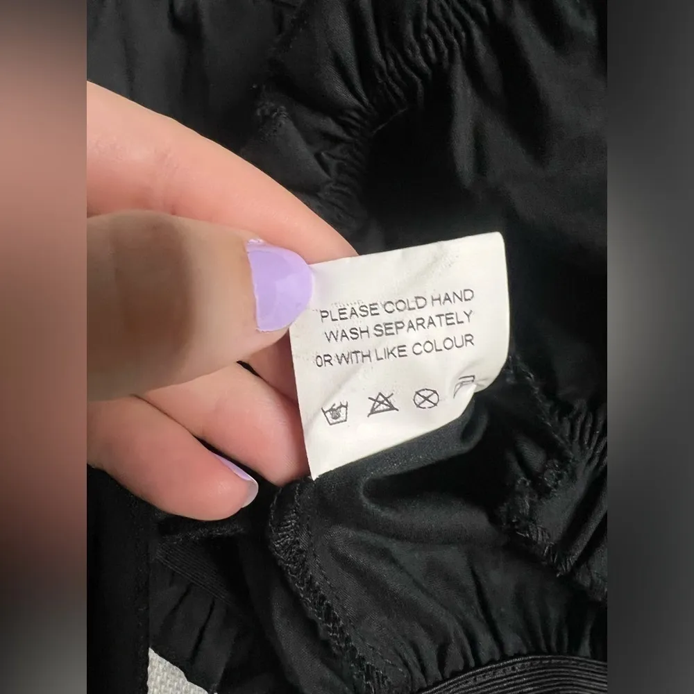 O. Vianca Black Wrap Tie Crop Top Medium - Image 9