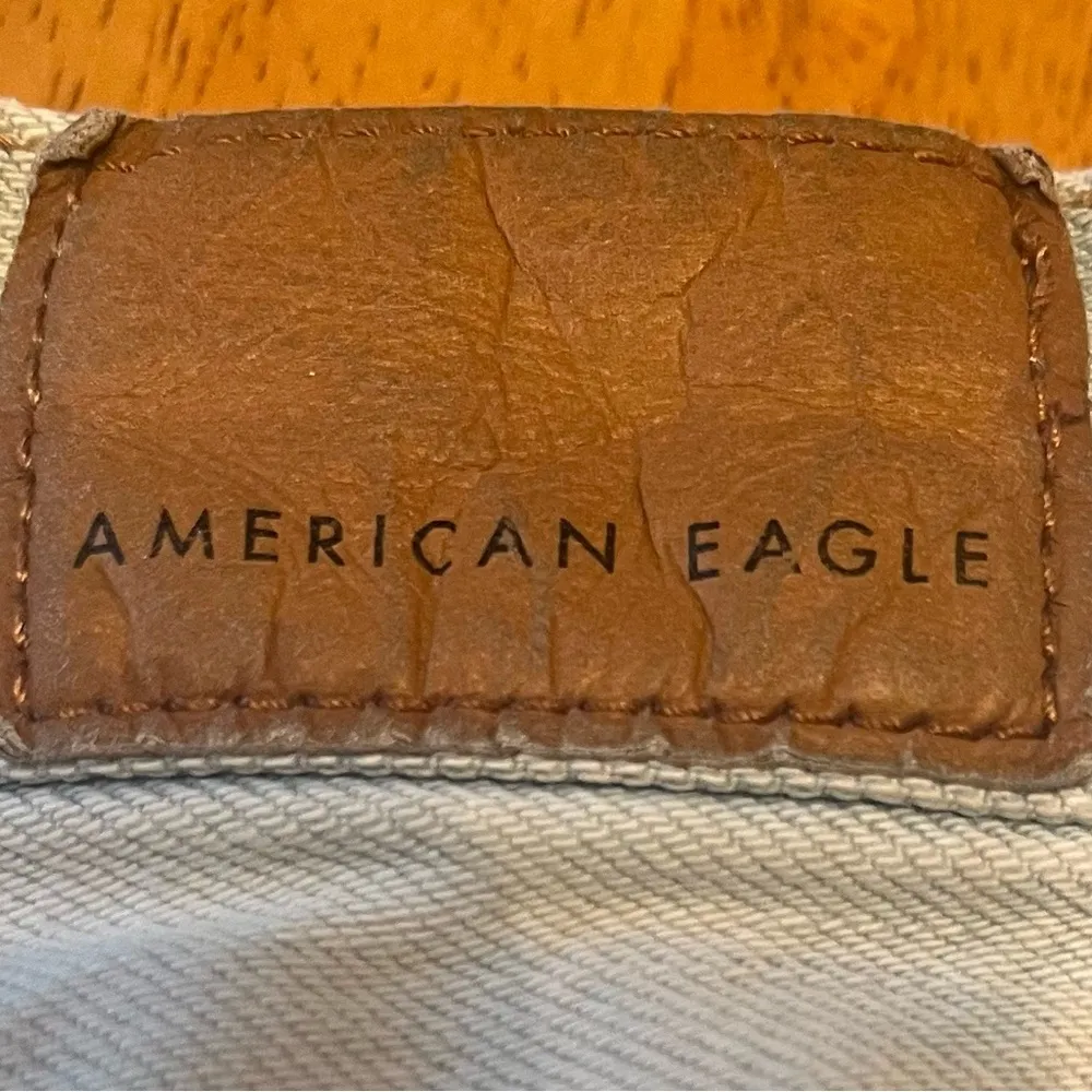 American Eagle distressed shorts, size small - Image 7