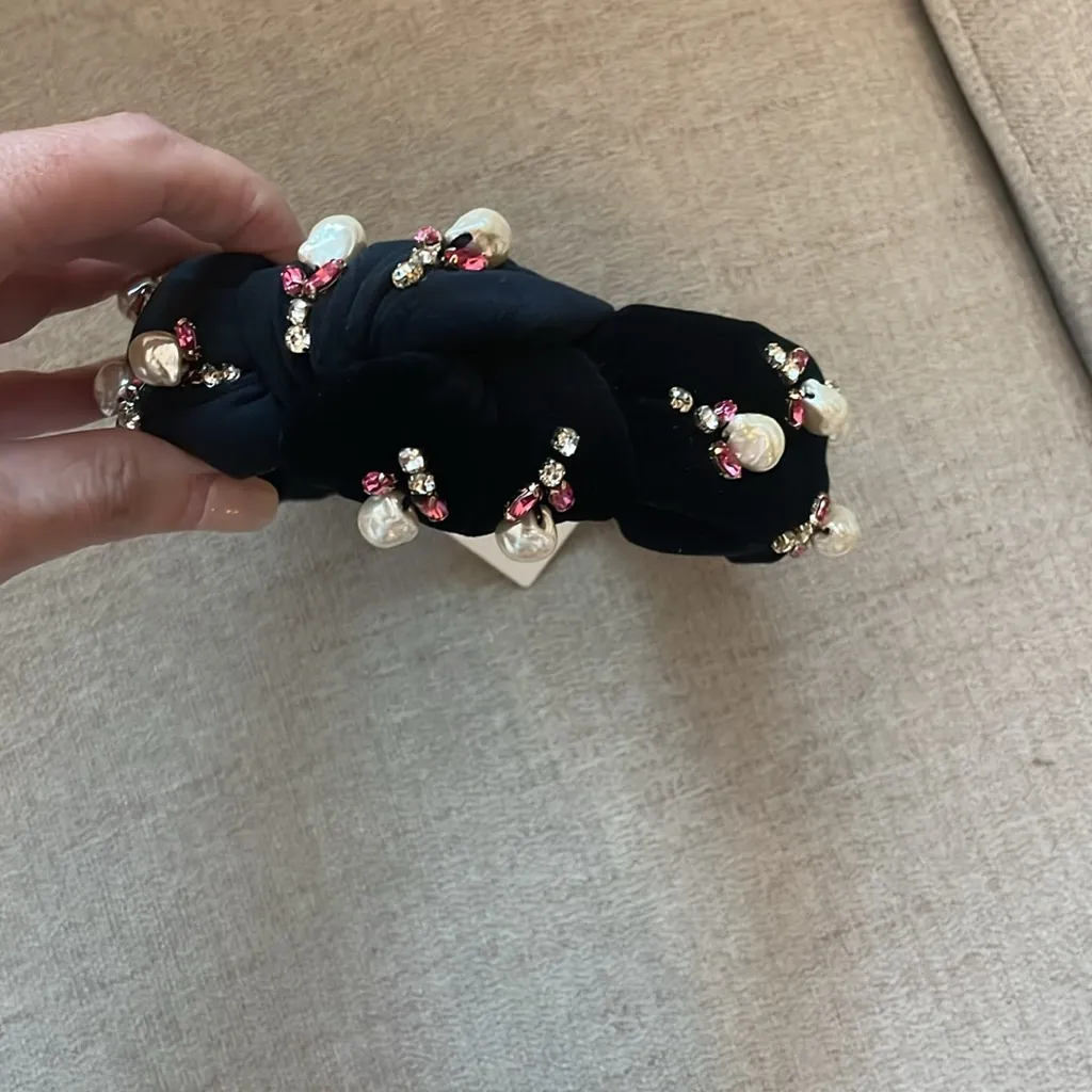 Lele Sadoughi  Acorn Pearly Knotted Headband - Image 4