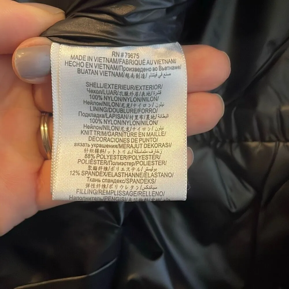 Bcbg black feather free quilted puffer jacket size small - Image 9