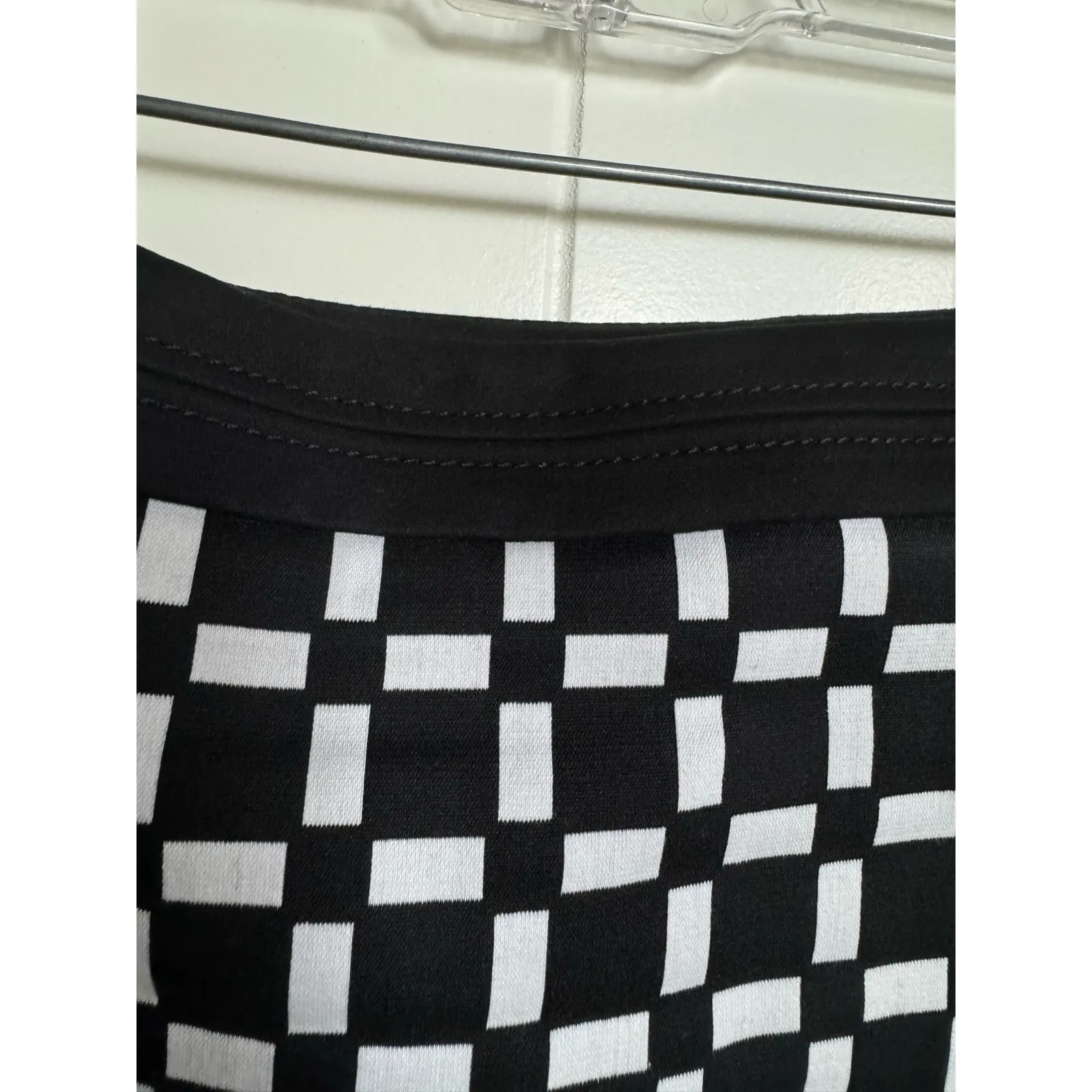 White House‎ Black Market Womens Skirt Sz 12 Black White Geometric Pencil Lined - Image 4