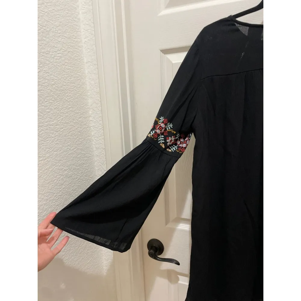 Francesca’s Blue Rain Black And Floral Embroidered Bell Long Sleeve Mini Dress - Image 8