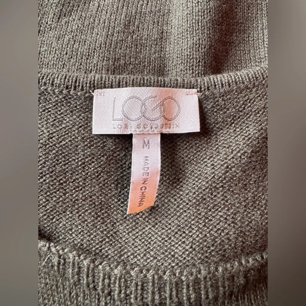 LOGO Sleeveless Olive Green High Low Knit sweater vest Euc Medium - Image 6