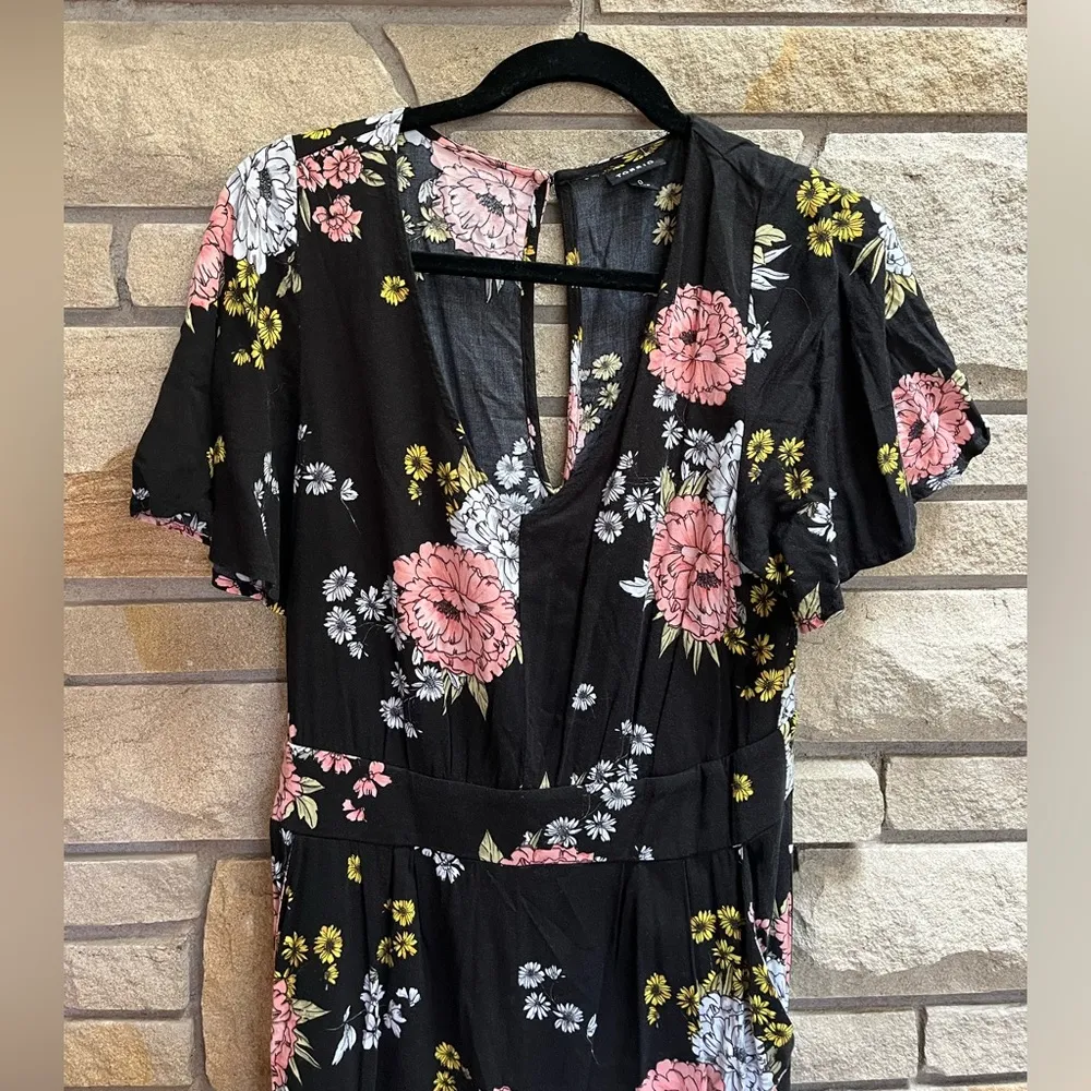 Torrid Floral Wide Leg Challis Jumpsuit Romper Women's Plus Black 0X - Image 5