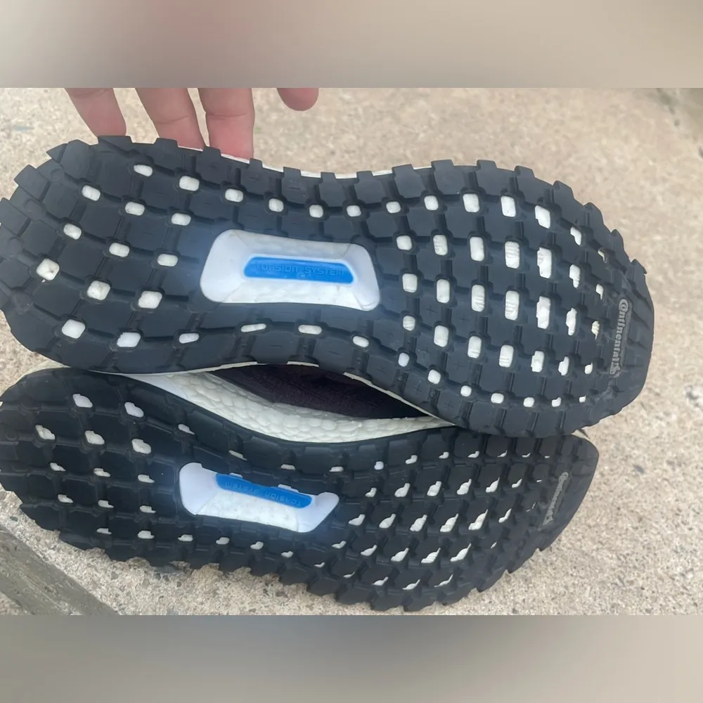 Adidas  Ultra Boost All Terrain Mid 6 - Image 7