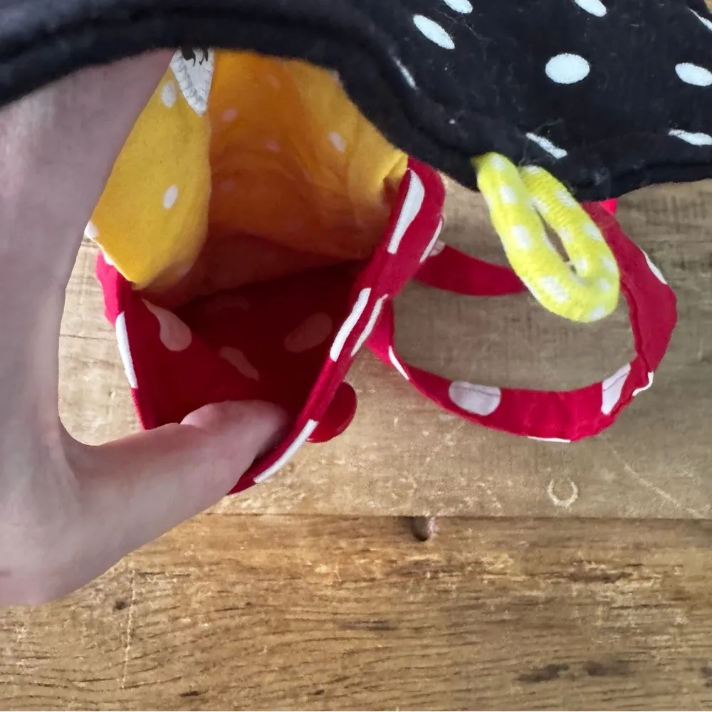 Disney Mickey / Minnie Crossover Bag! ❤️🖤 - Image 6