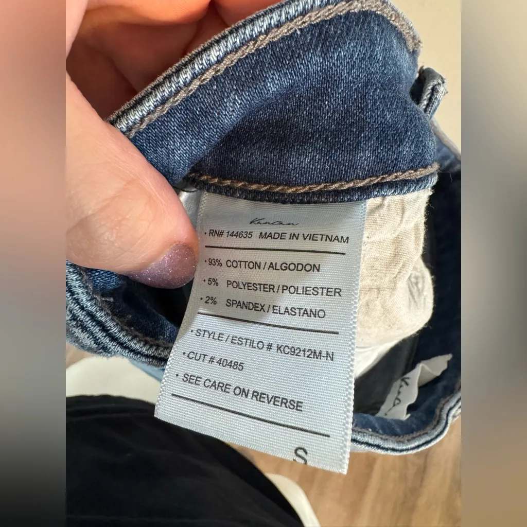 Buckle Kancan Distressed Denim Shorts - Image 4