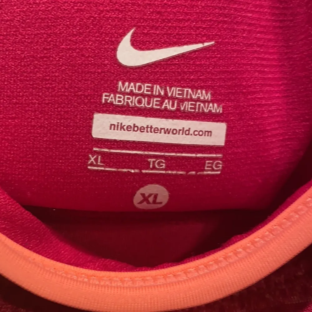 Nike workout tank pink built in padded bra XL strappy t back loose fitting logo - Image 7