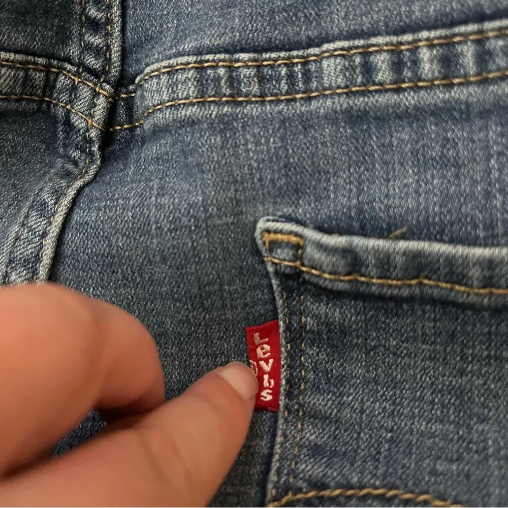 Levi’s Classic Bootcut Jeans Medium Wash Indigo 18W - Image 5