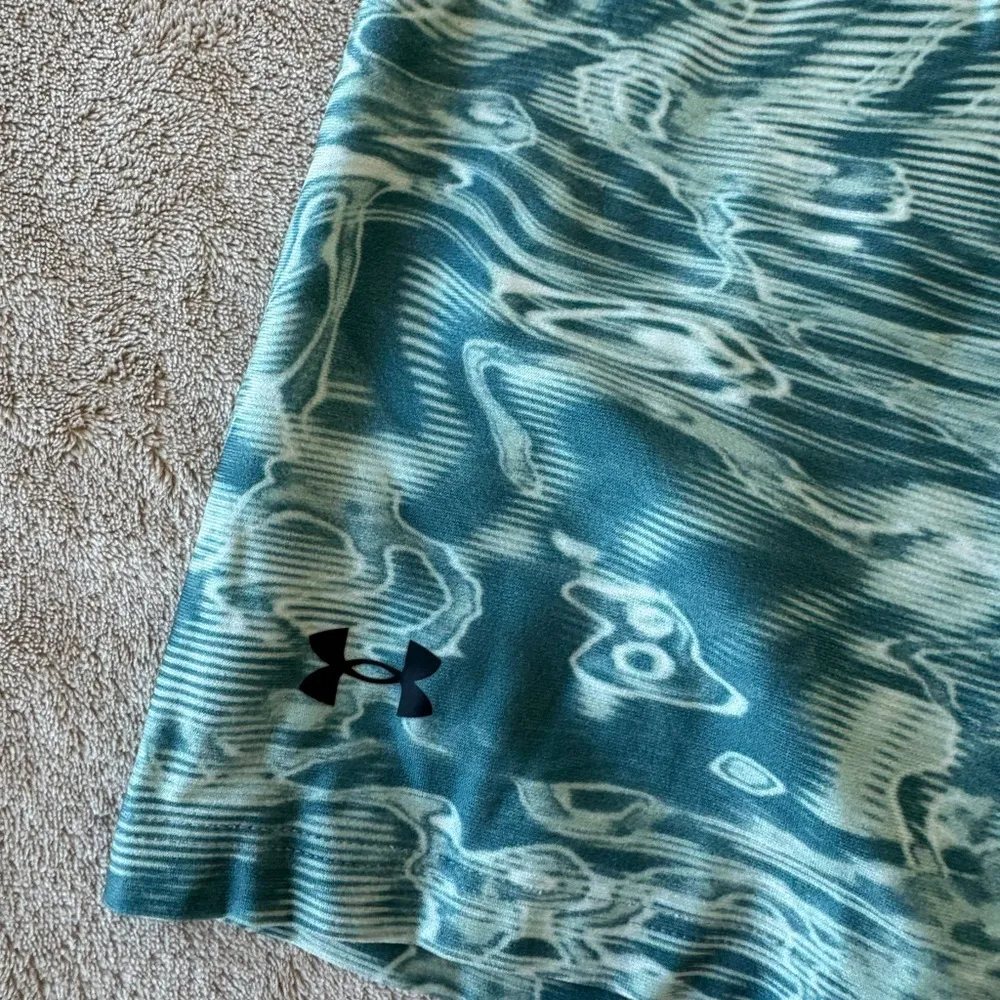 Under Armour Biker Shorts - Image 3