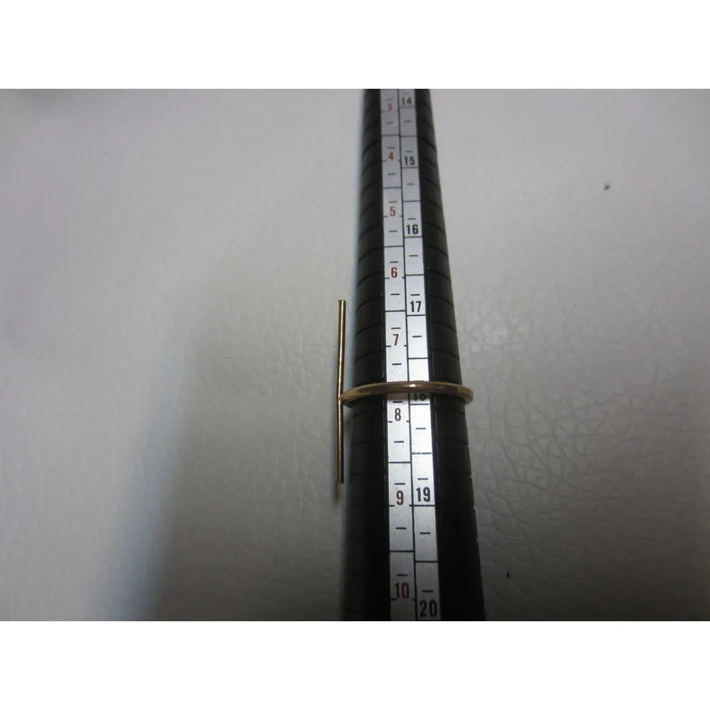 Gold Tone Thin Straight Bar Metal Ring Size 8 - Image 6