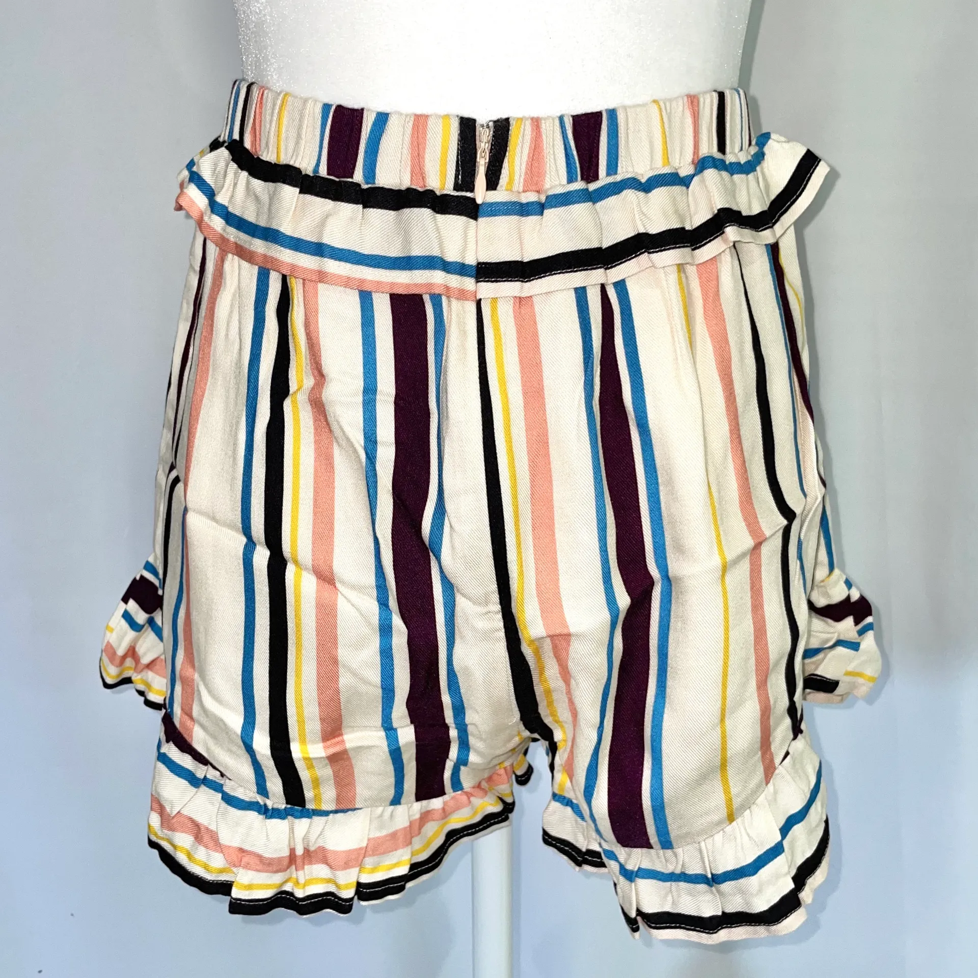 New  Colorful Striped Shorts Ruffle Trim Ivory Multi - Image 3