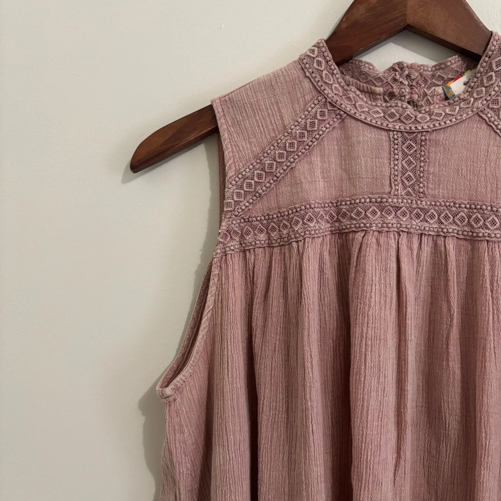 Anthropologie Eri + Ali Sweetbriar Sleeveless Blouse Sz M - Image 4