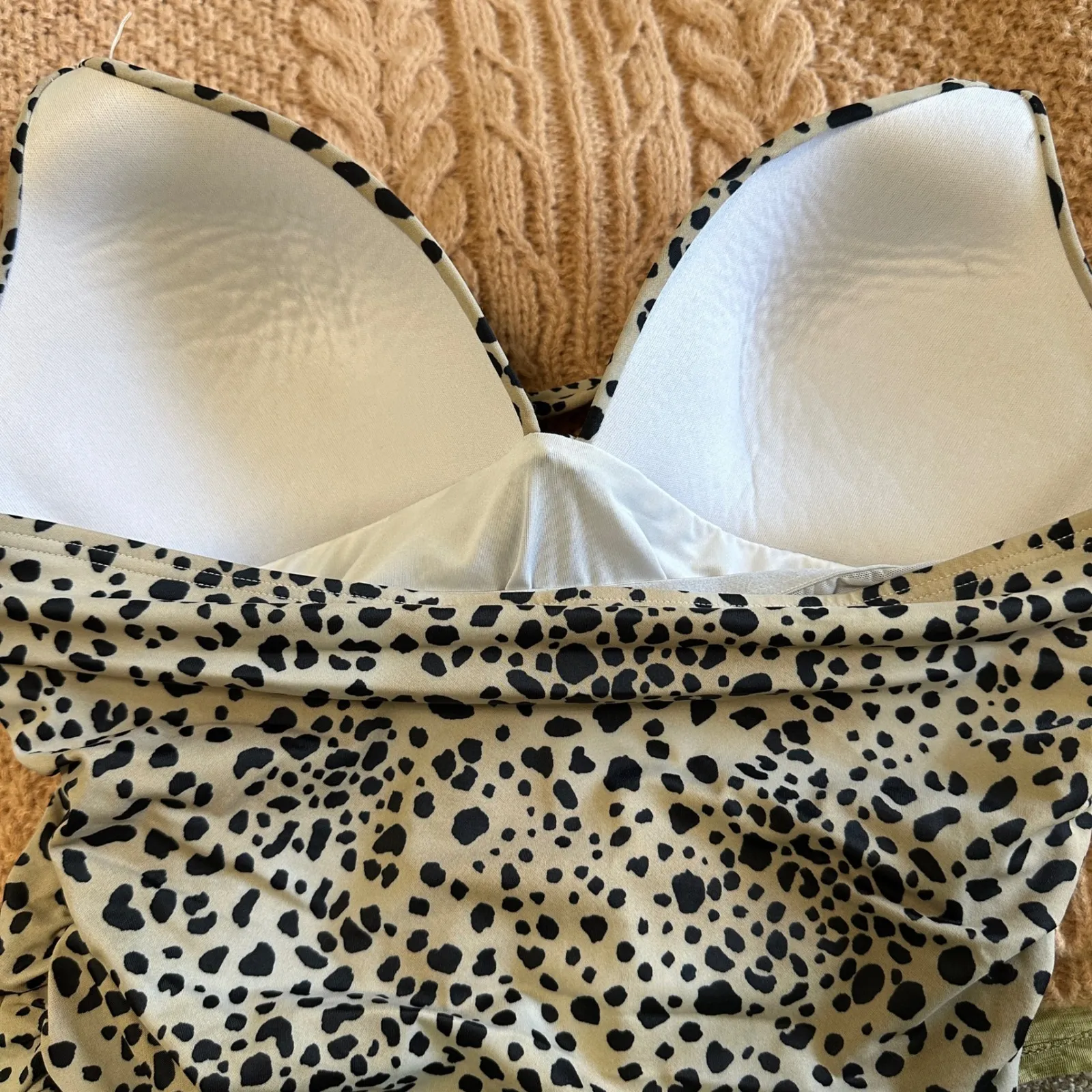 Victorias Secret Forever One Piece Swimsuit Halter Ruched Leopard Print Size XL - Image 4