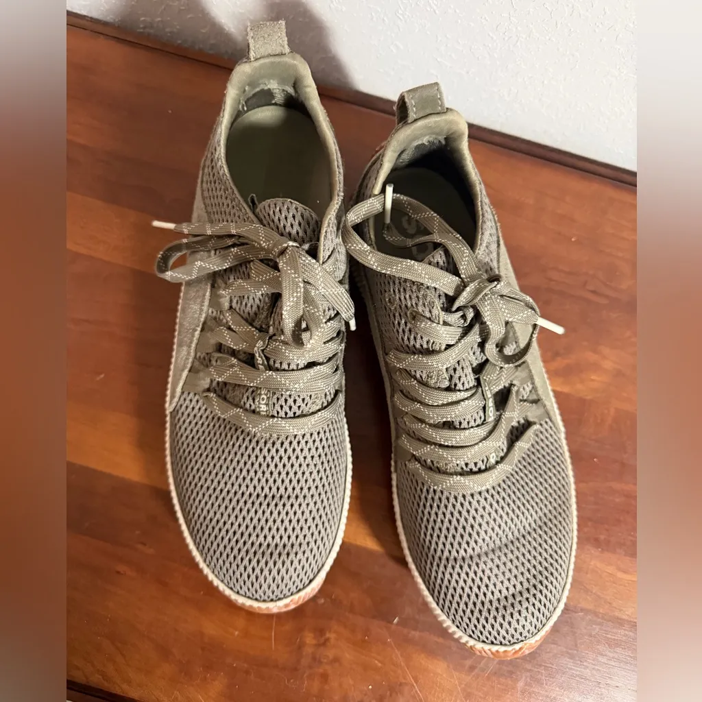 Sorel Out N About III Green Lace Up Athletic Sneaker Womens 8.5 Gorpcore Outdoor - Image 3