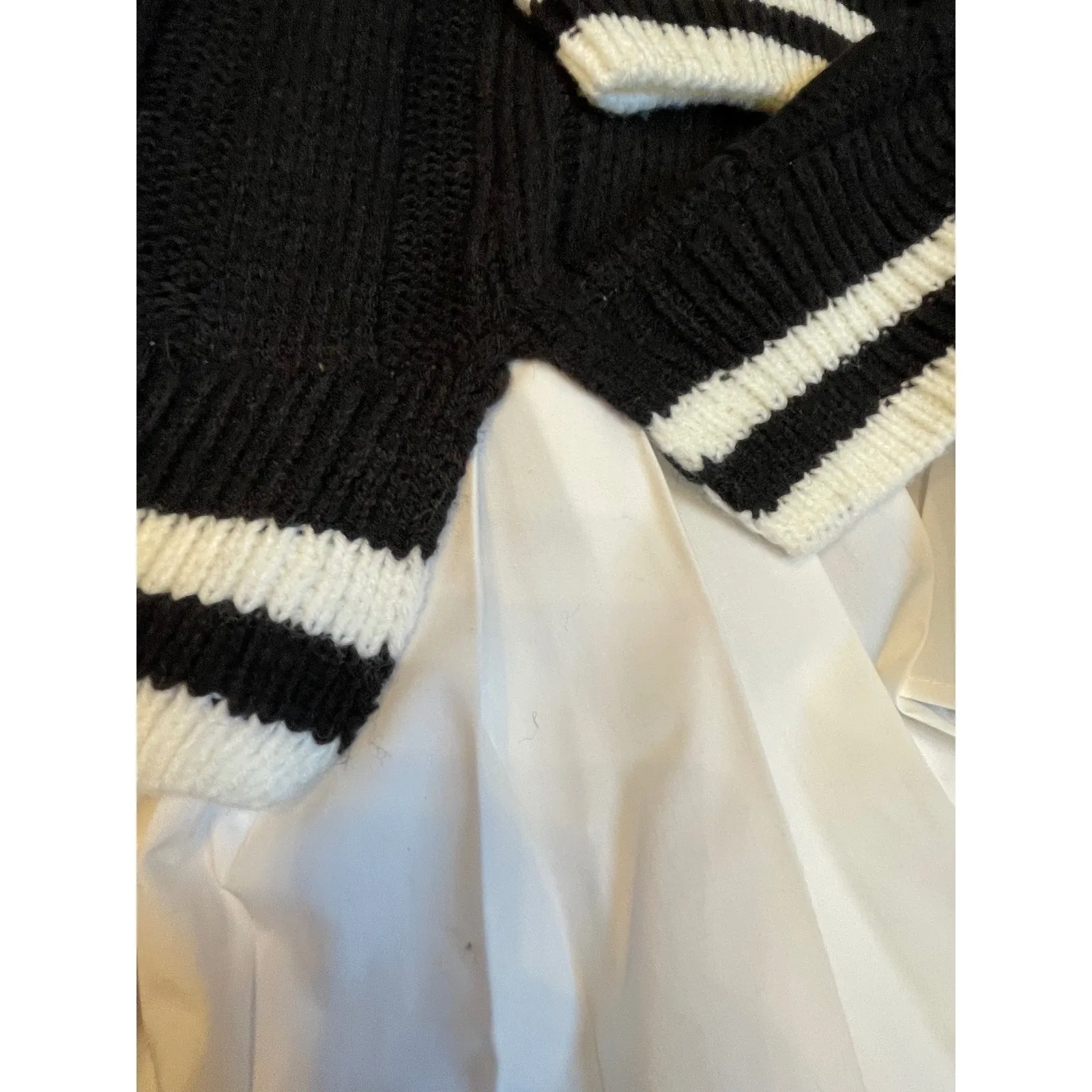 Derek Heart Black Cable Knit Tennis Dress Pleated Skirt Layered V Neck L - Image 8