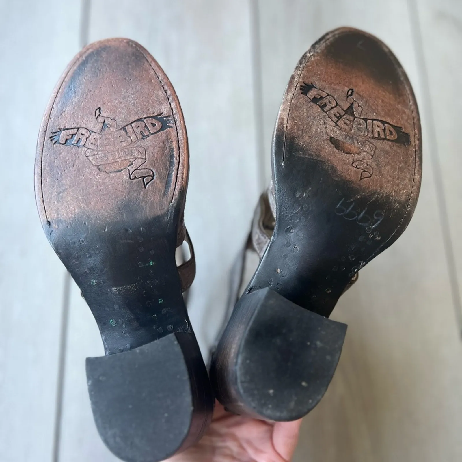 Freebird by Steven Blake Strappy Ankle Sandal Boot Brown Leather Bootie size 7 - Image 6